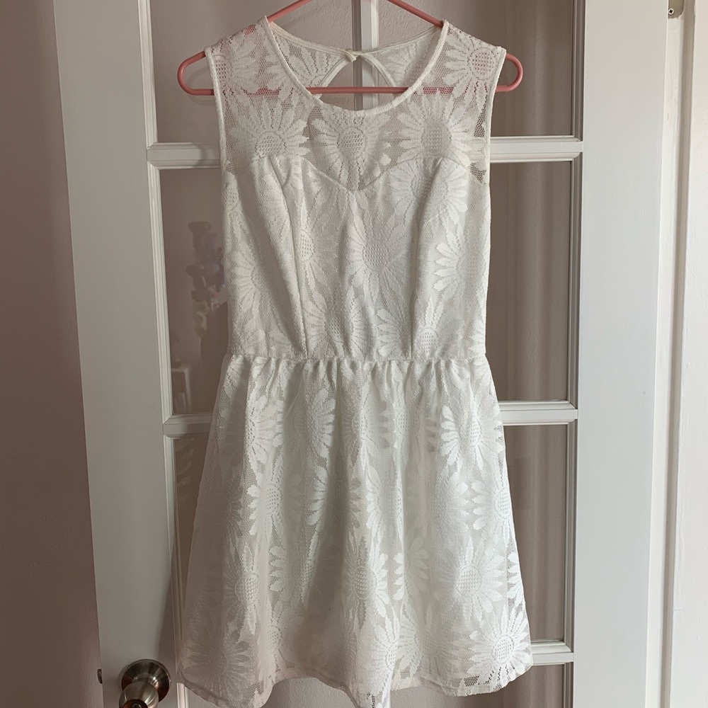 White Lace Sleeveless Fit & Flare Dress